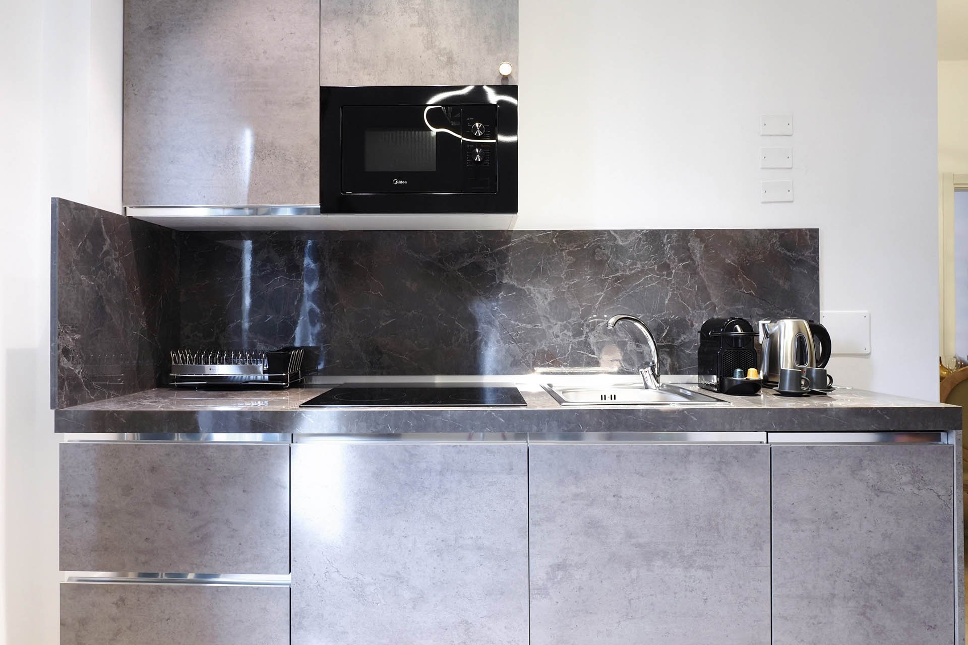 Holiday apartments in Piazza San Carlo Milan5