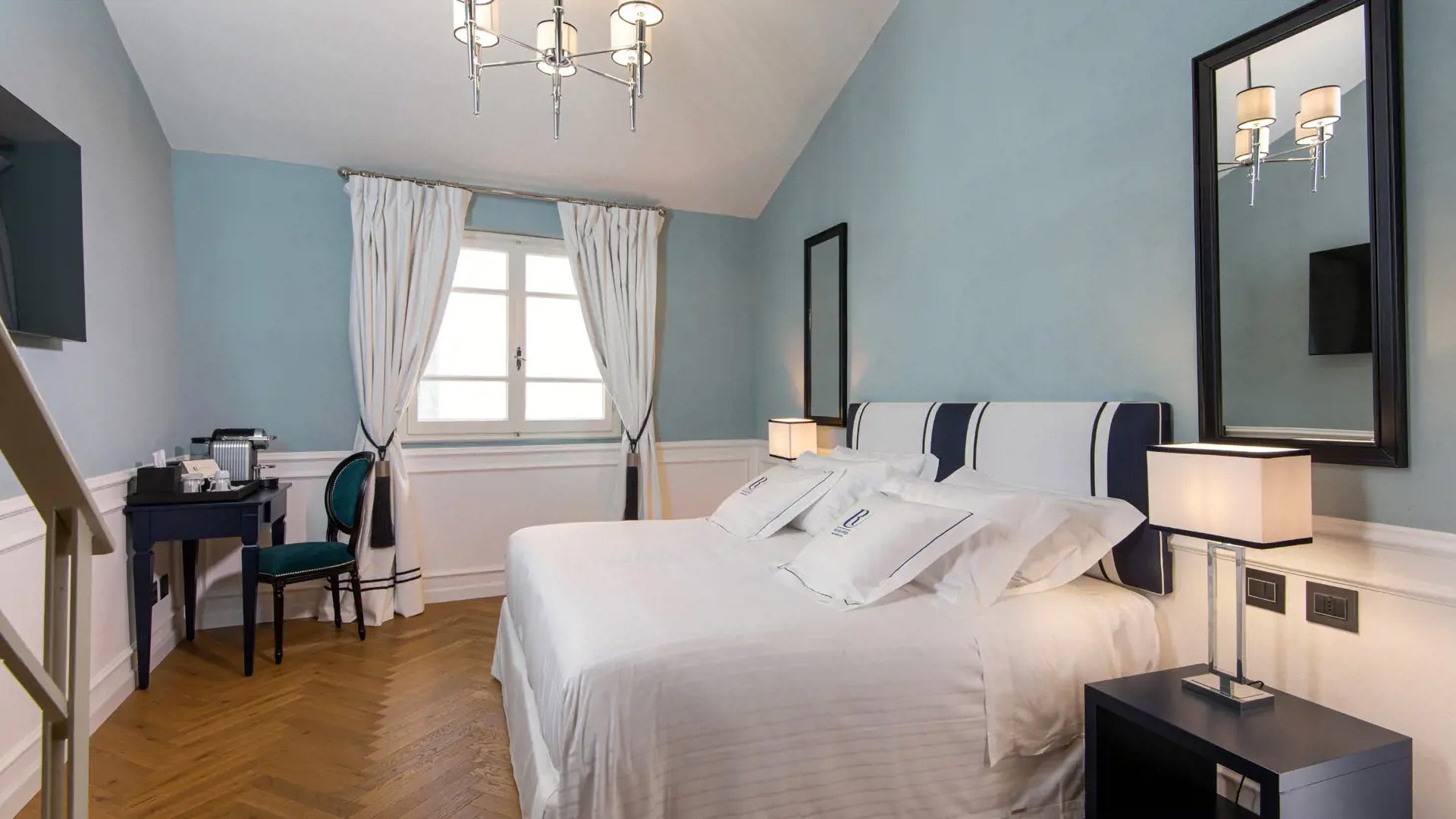 Suite with Loft1