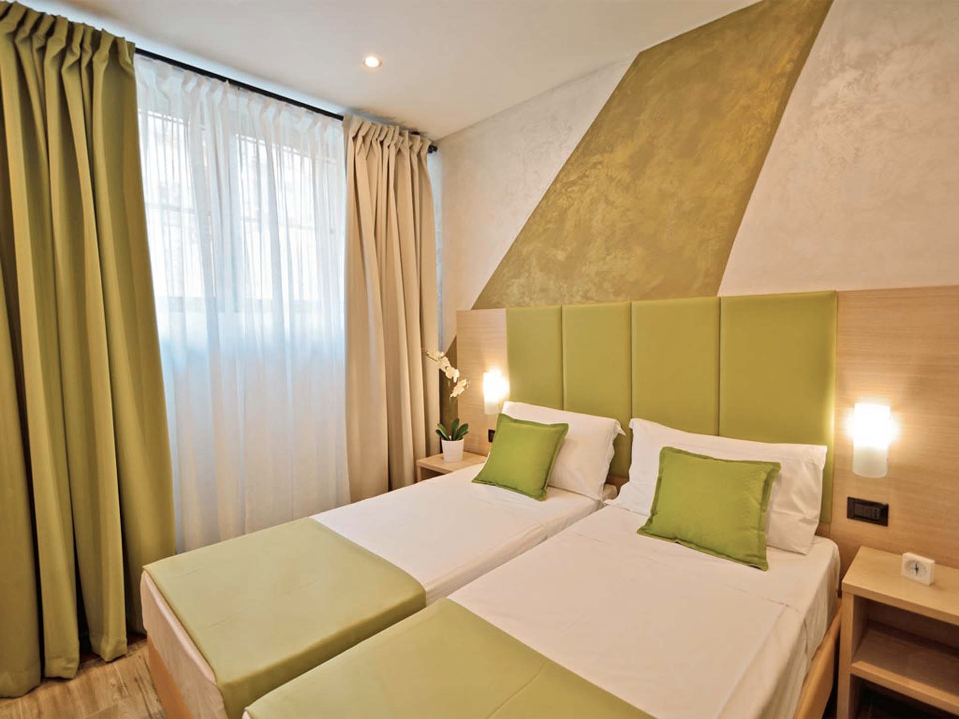 Classic Rooms2