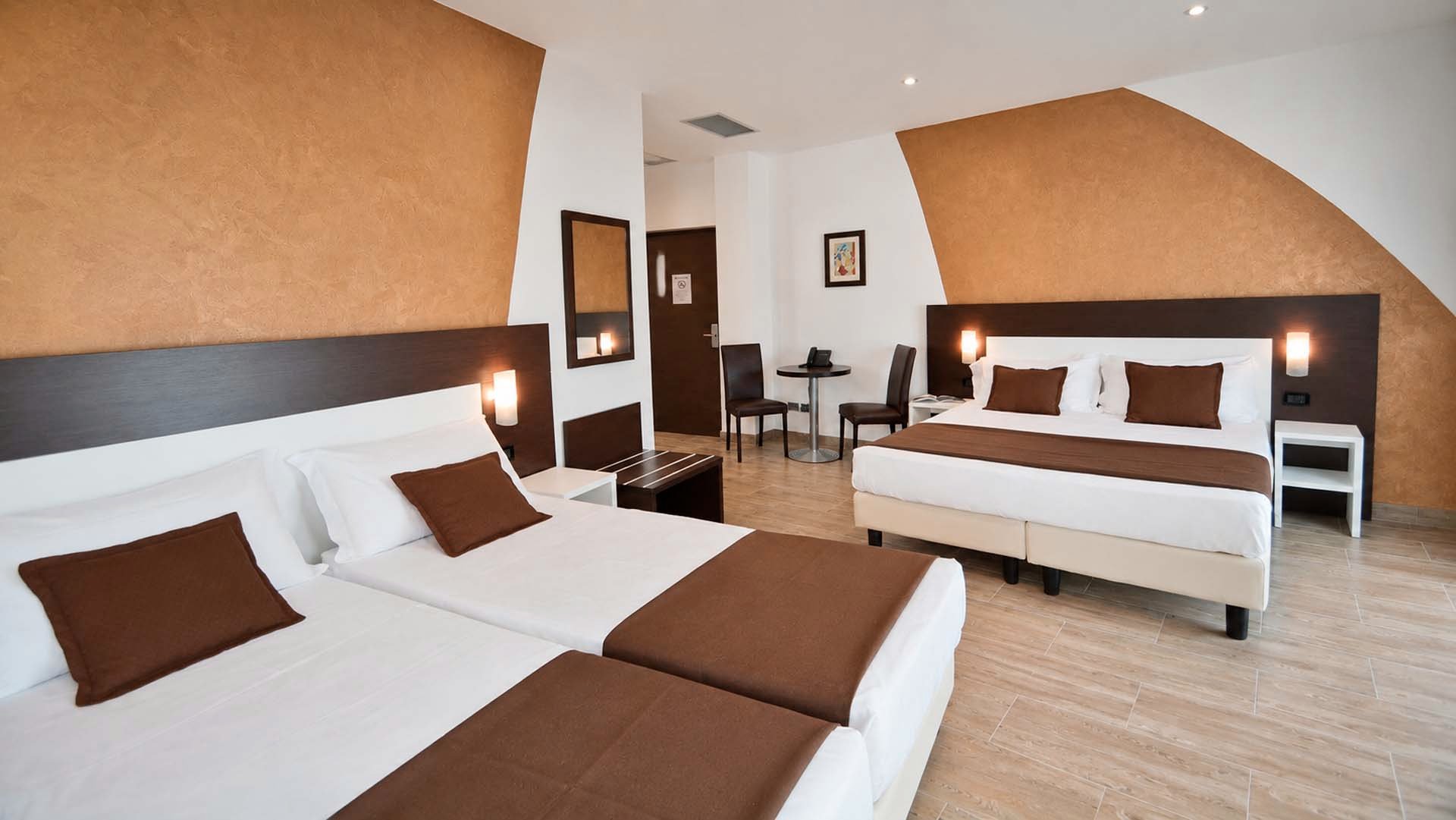 Quadruple Room1