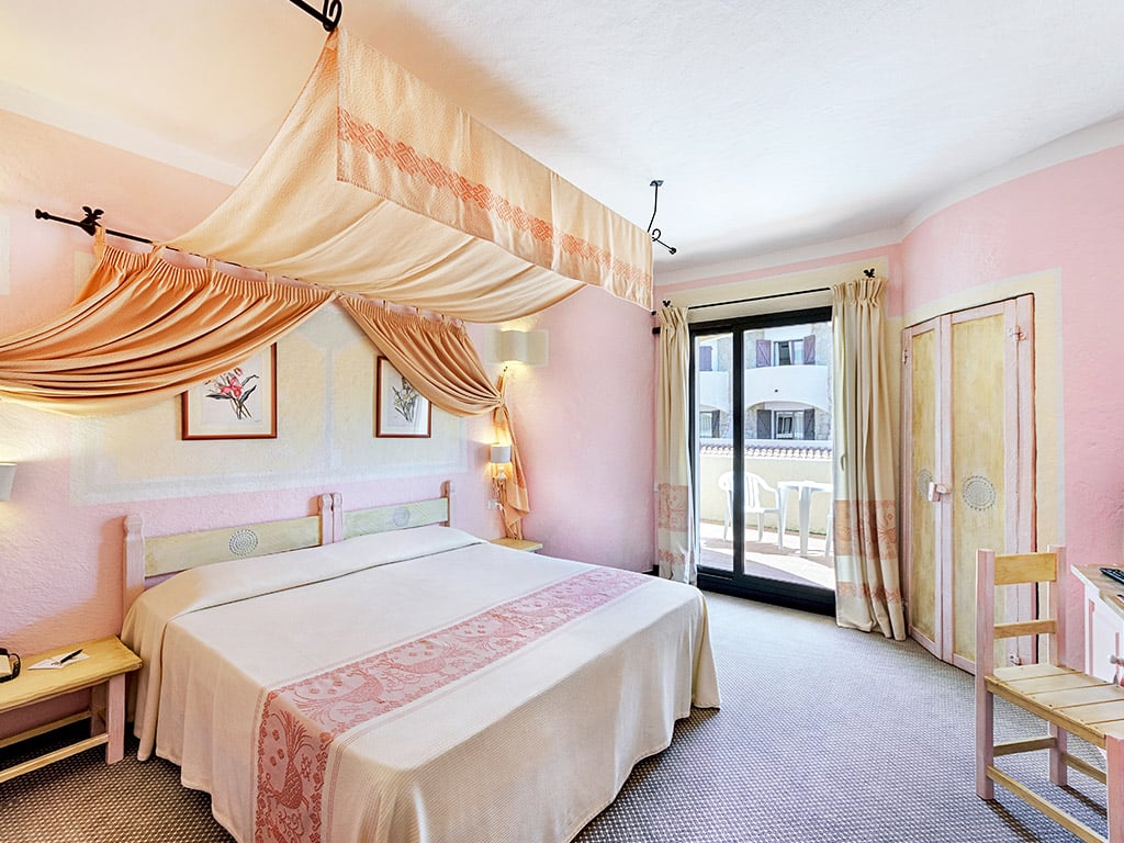 Side sea view room