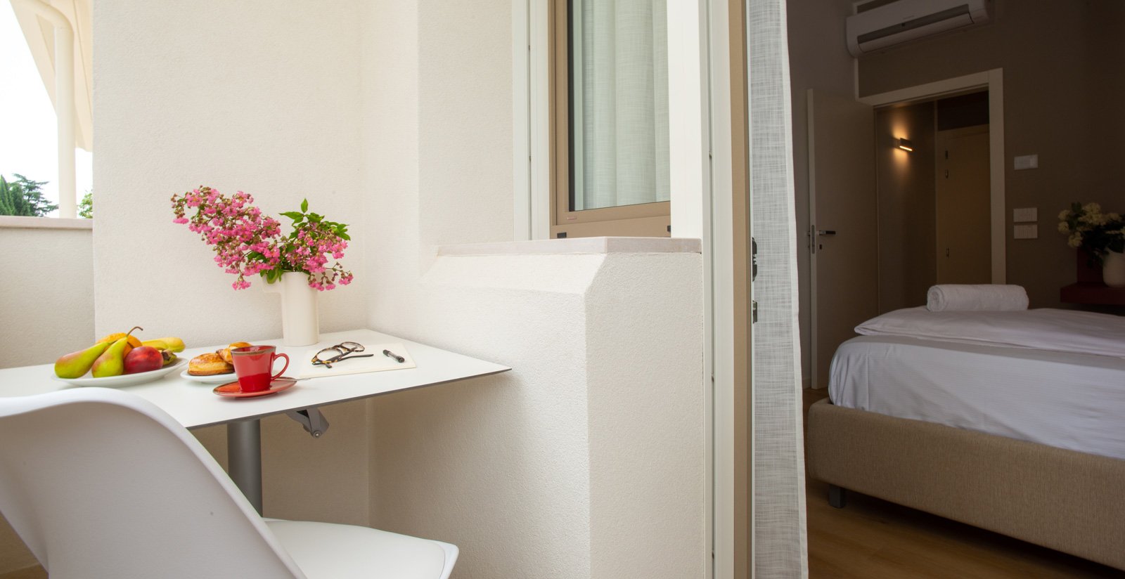 Single Room with Terrace4