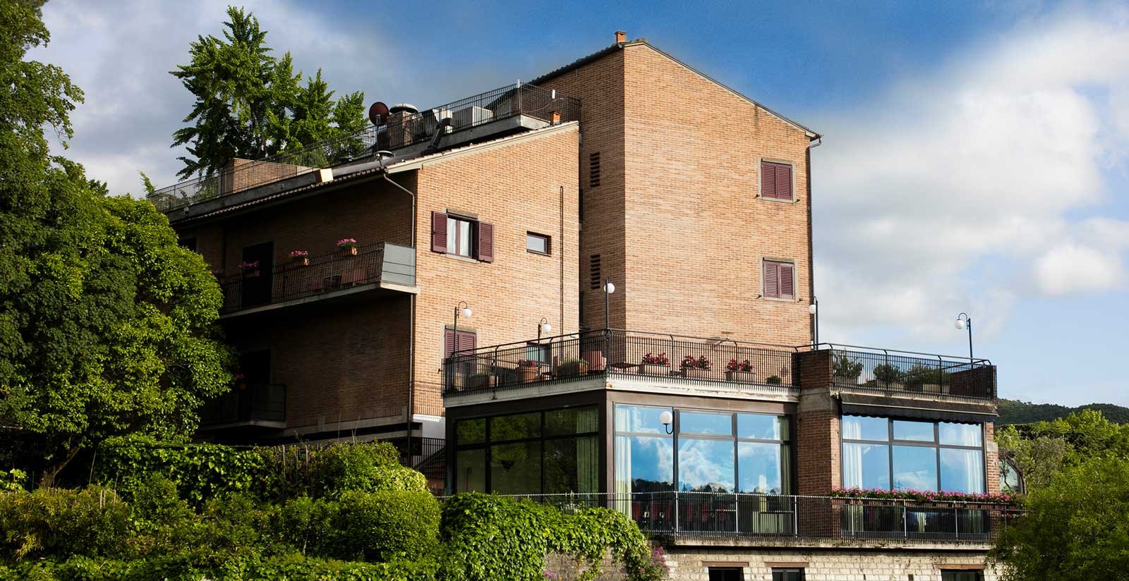 Hotel8 Hotel8