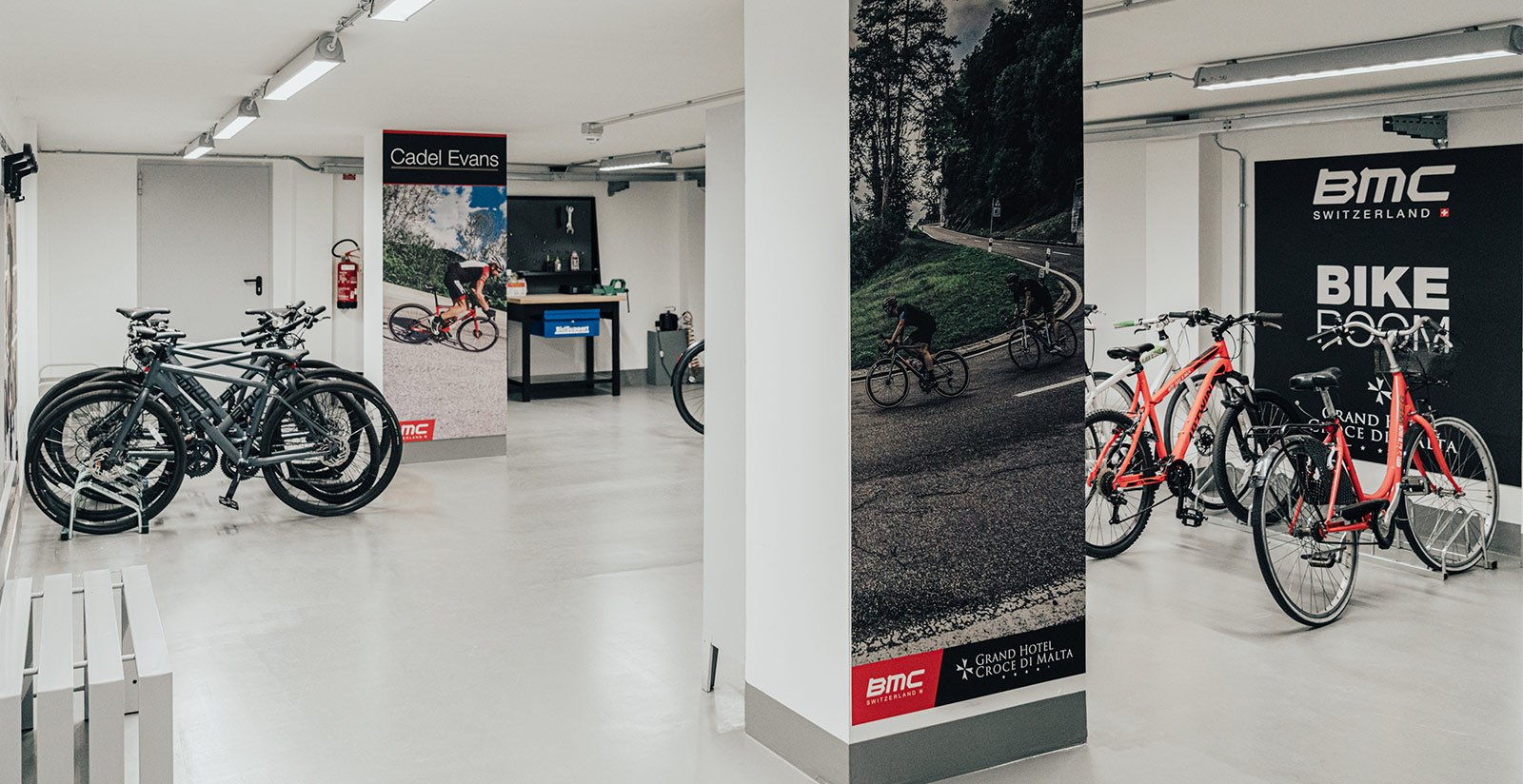 Montecatini Terme hotel with bike room6 Montecatini Terme hotel with bike room6