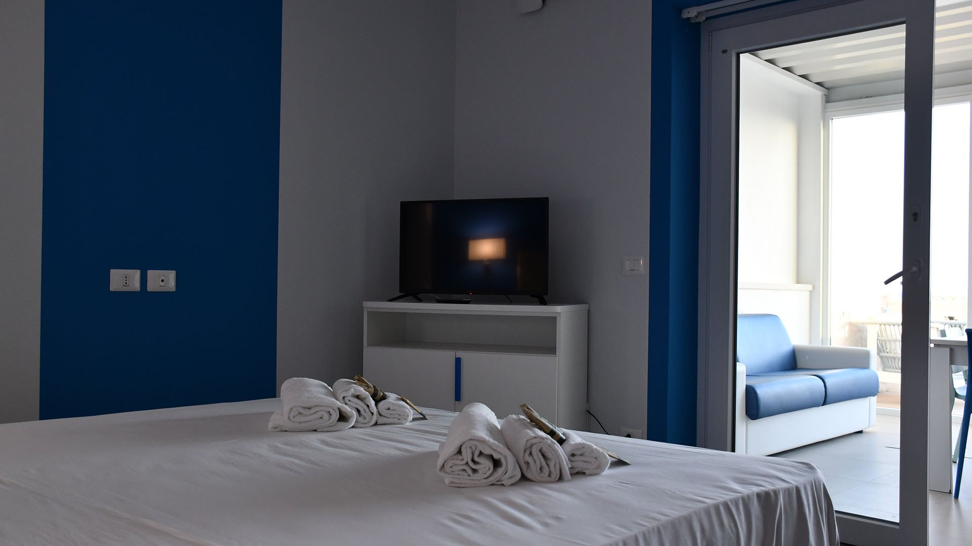 Suite con Jacuzzi, solarium e terrazza vista mare2