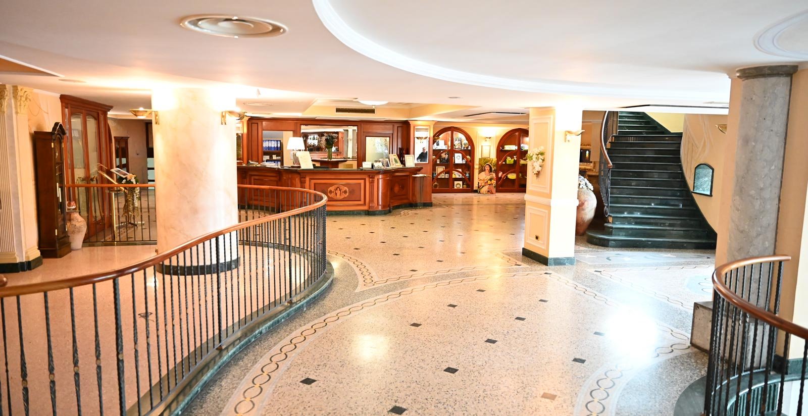 About the Hotel6