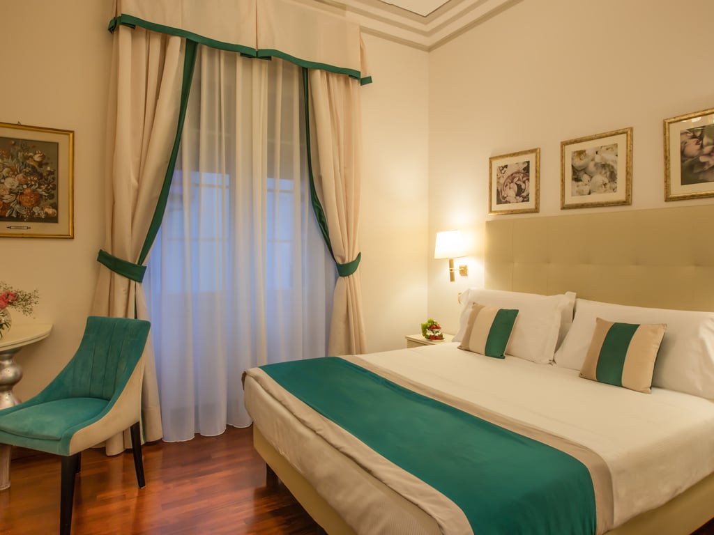 Camere8