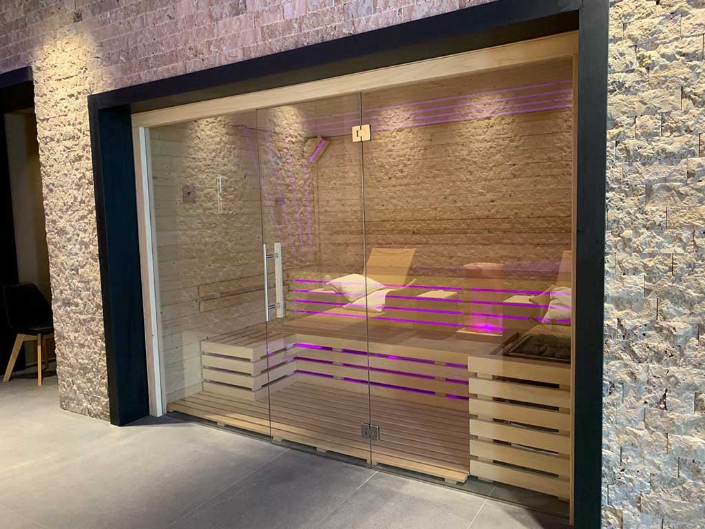 LIFE SPA and RELAXATION AREA11