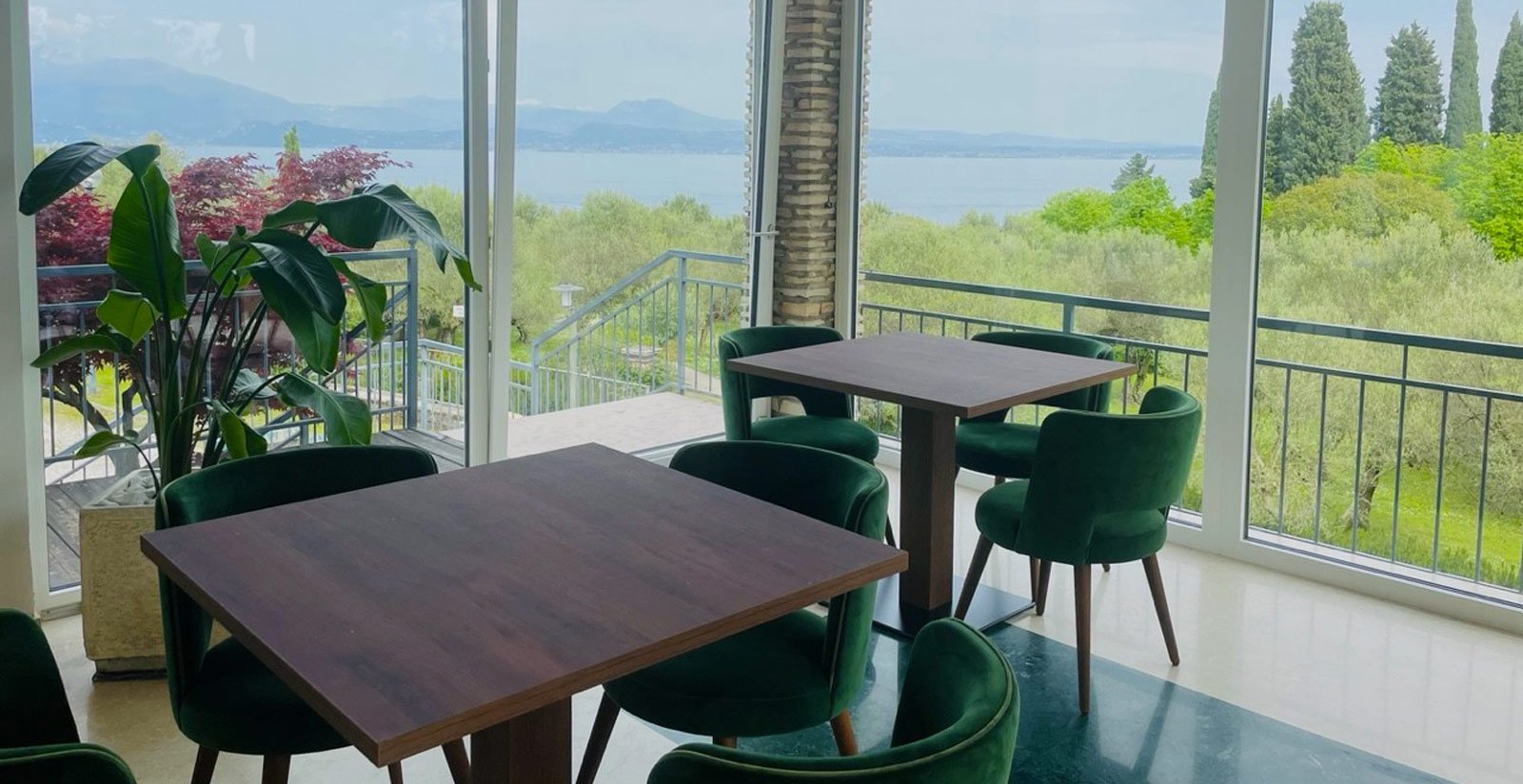 Restaurant2