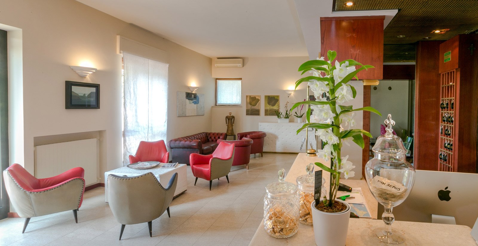 Hotel4