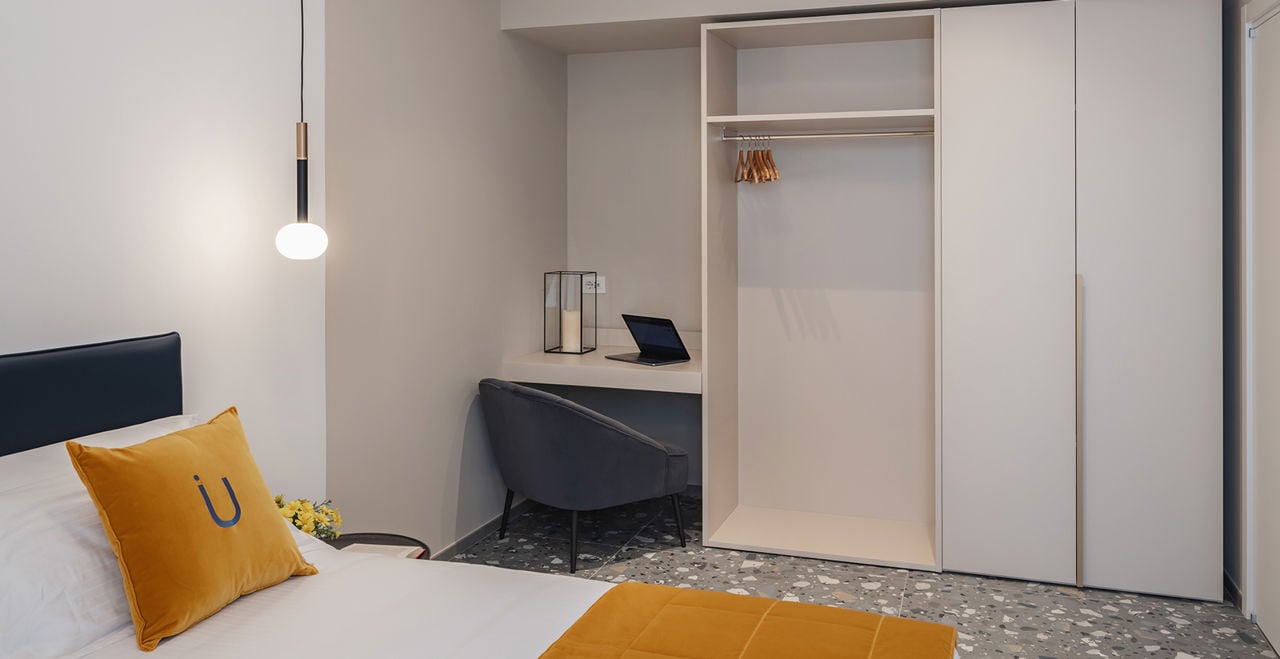 Deluxe Apartment2