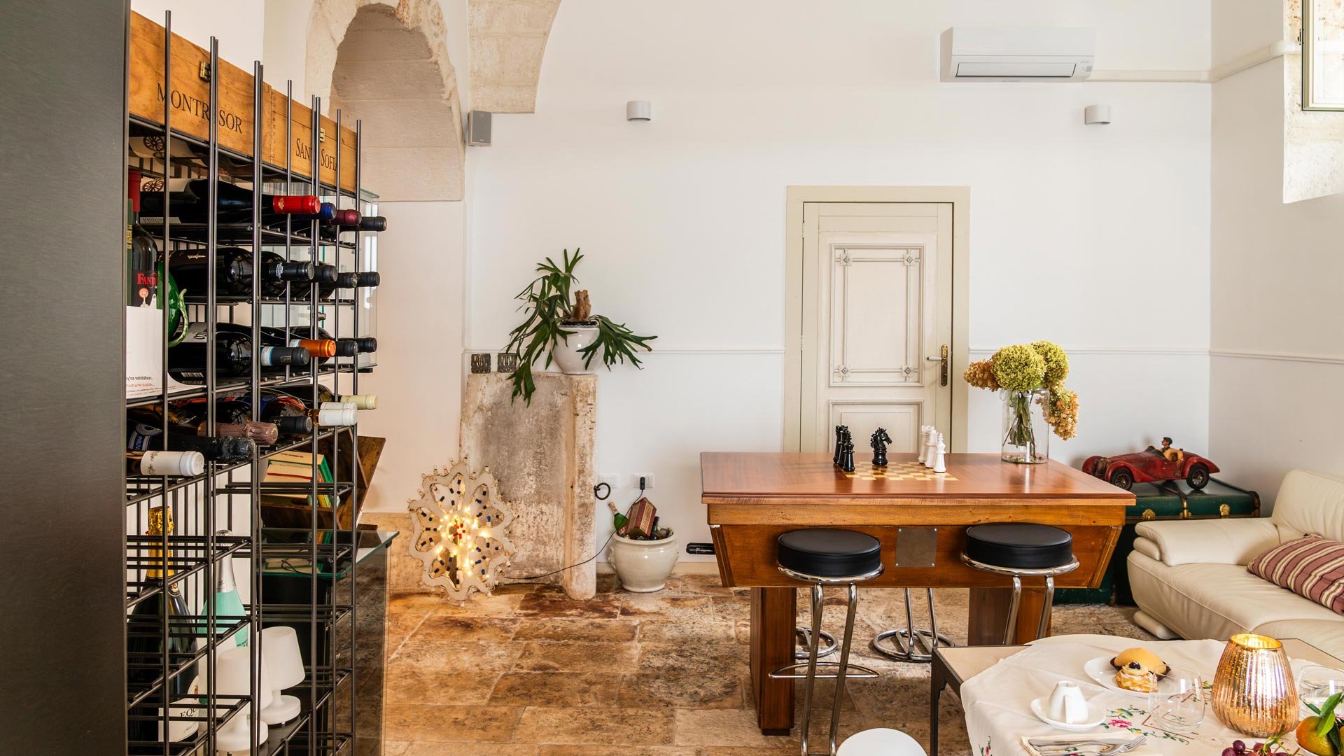 Welcome to Palazzo Rodio14 Welcome to Palazzo Rodio14
