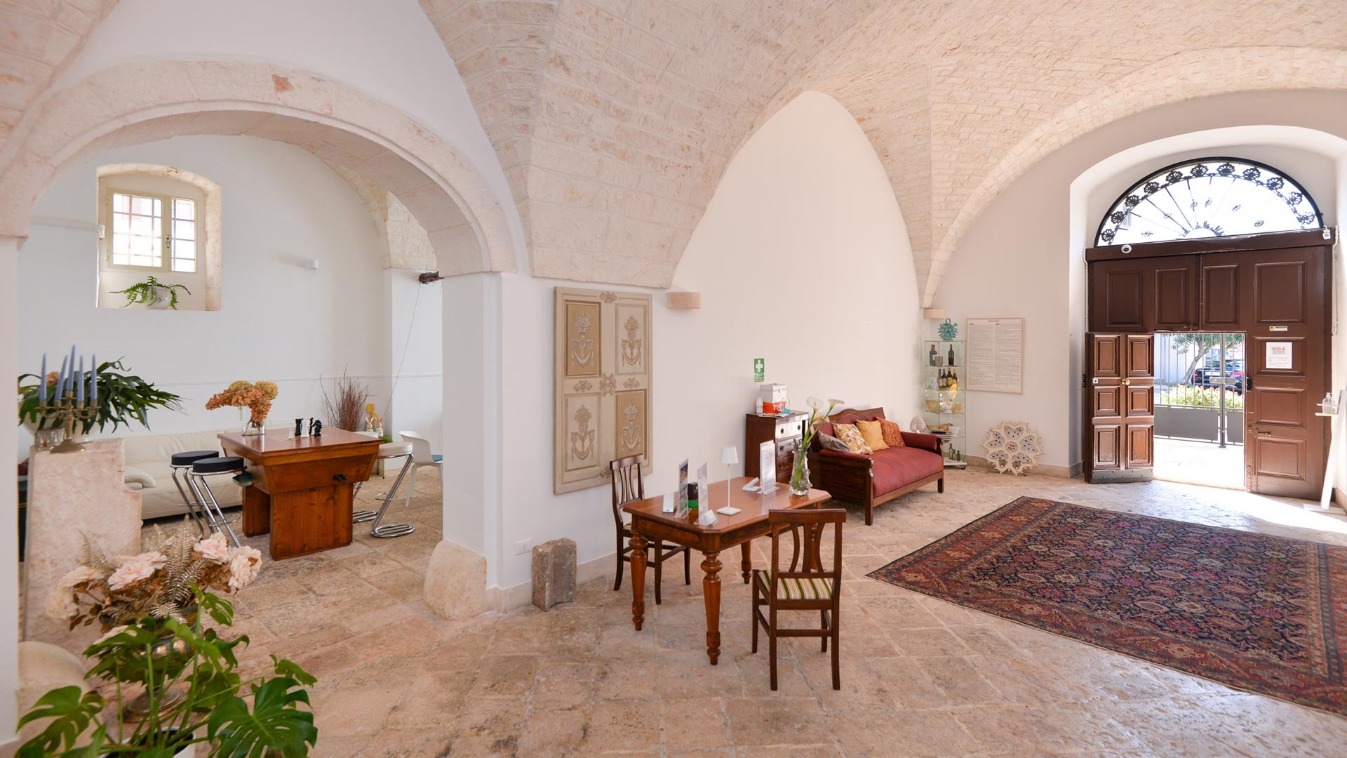 Welcome to Palazzo Rodio9 Welcome to Palazzo Rodio9