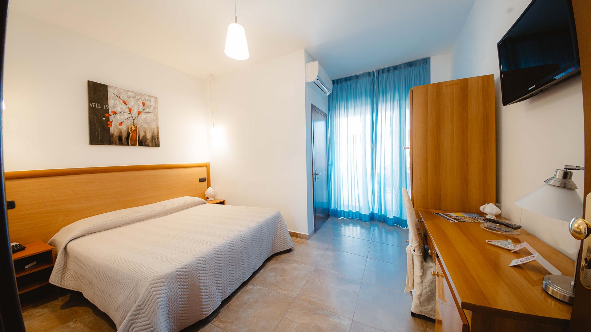 Business Room3
