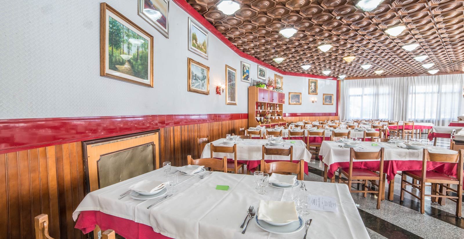Restaurant4