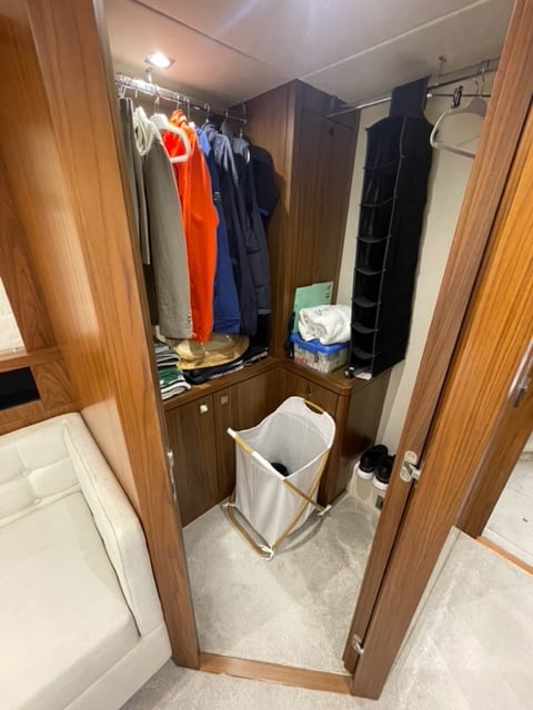 Sunseeker Predator 6845 Sunseeker Predator 6845
