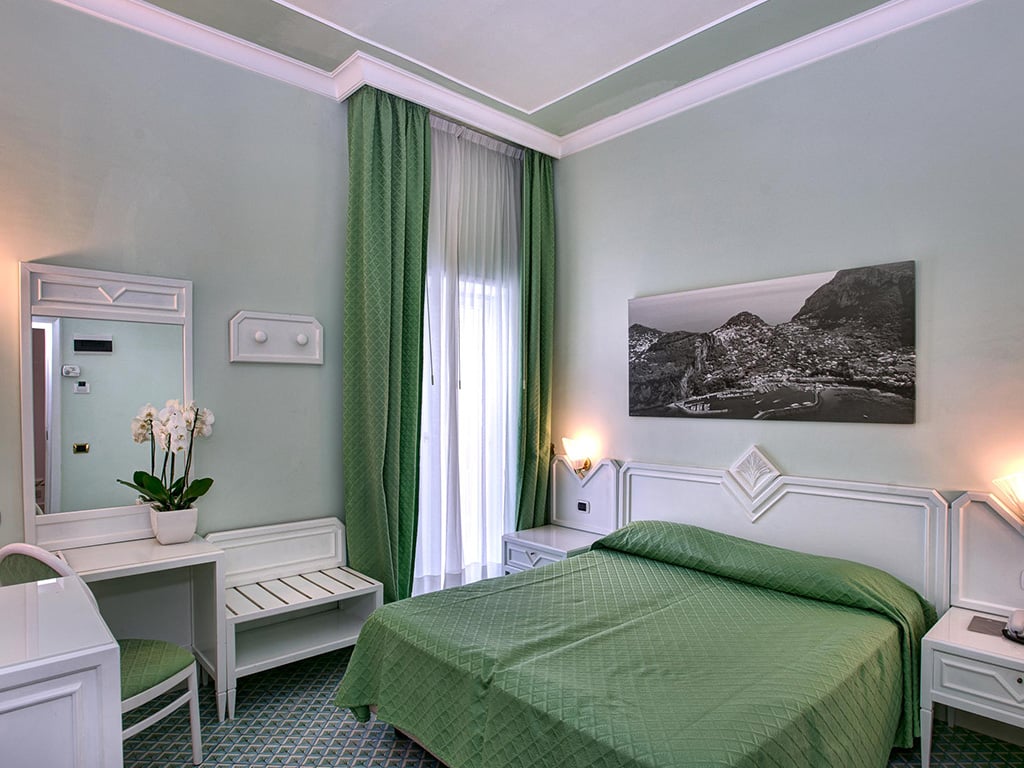 Grand Hotel Riviera 2 Grand Hotel Riviera 2