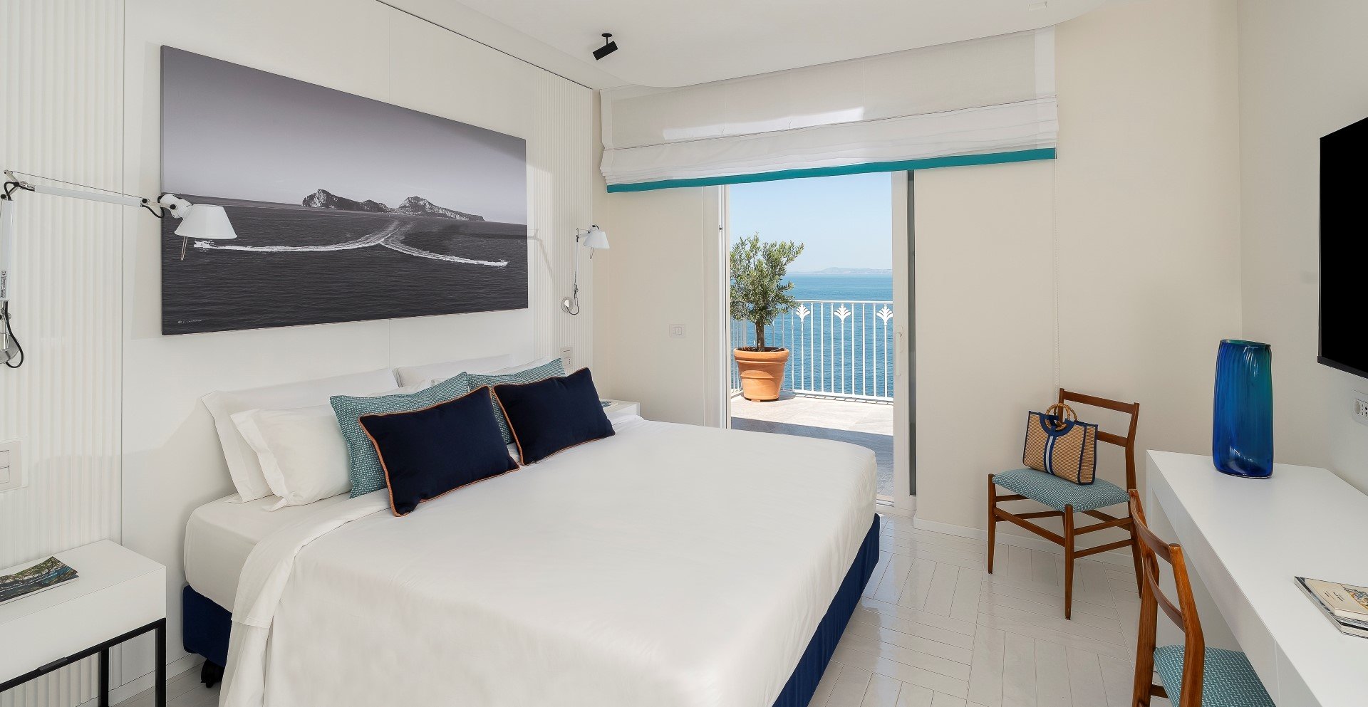Riviera Grand Suite 12