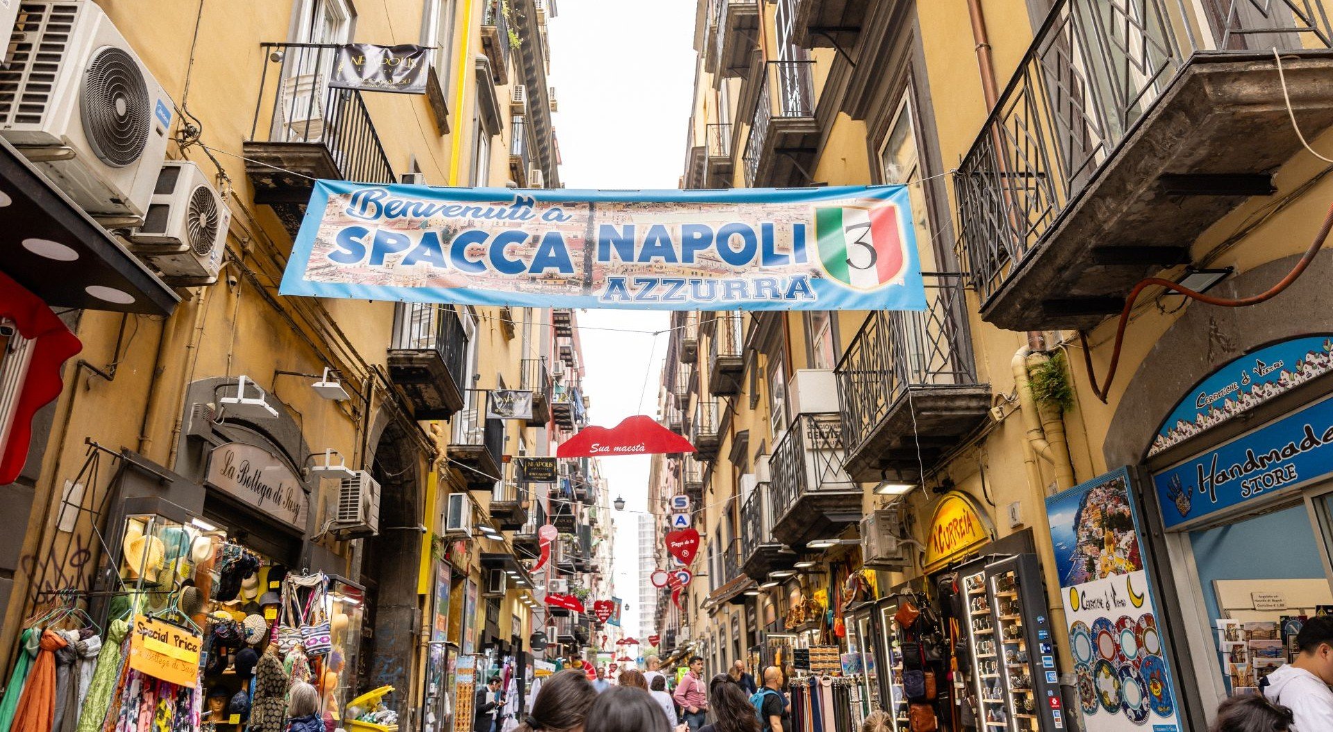 Il lusso nel cuore di Napoli18
