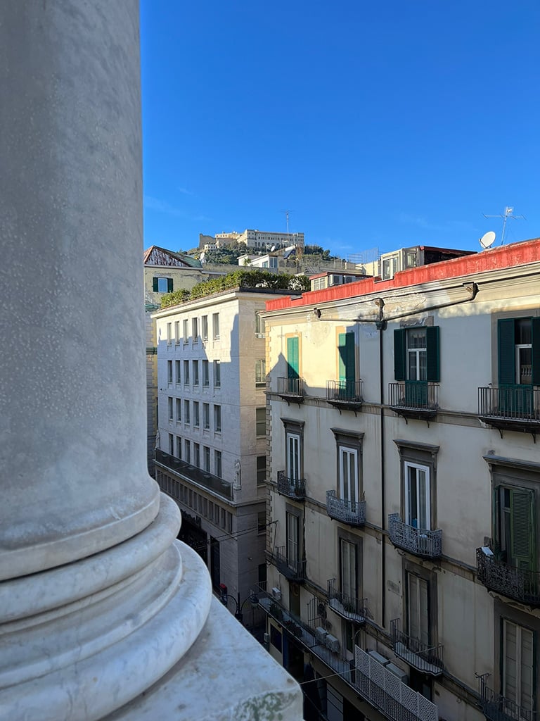 Terrace Art Suite con vista Galleria Umberto I6 Terrace Art Suite con vista Galleria Umberto I6