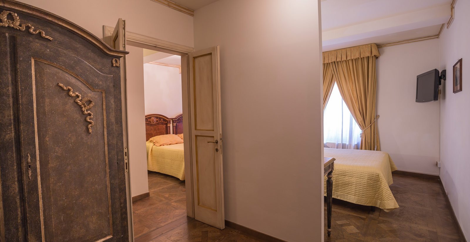 Camere11