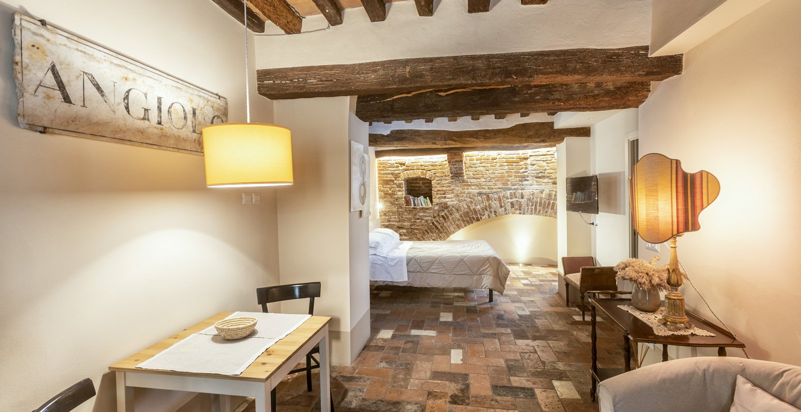 Stefania Townhouse10