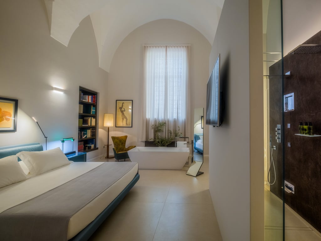 gallery-palazzo-bozzi/1024-Suite-Rene-Letourneur-7.jpg gallery-palazzo-bozzi/1024-Suite-Rene-Letourneur-7.jpg
