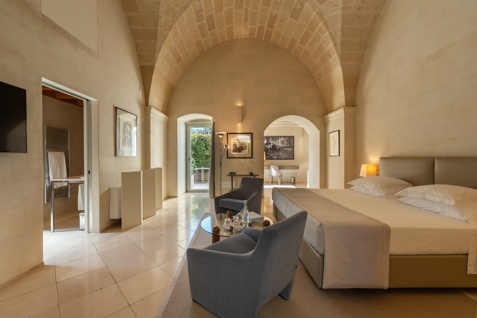top-la-fiermontina/1920-Junior-Suite-Deluxe-New-Fiermontina-Luxury-Home-1-top.jpg top-la-fiermontina/1920-Junior-Suite-Deluxe-New-Fiermontina-Luxury-Home-1-top.jpg