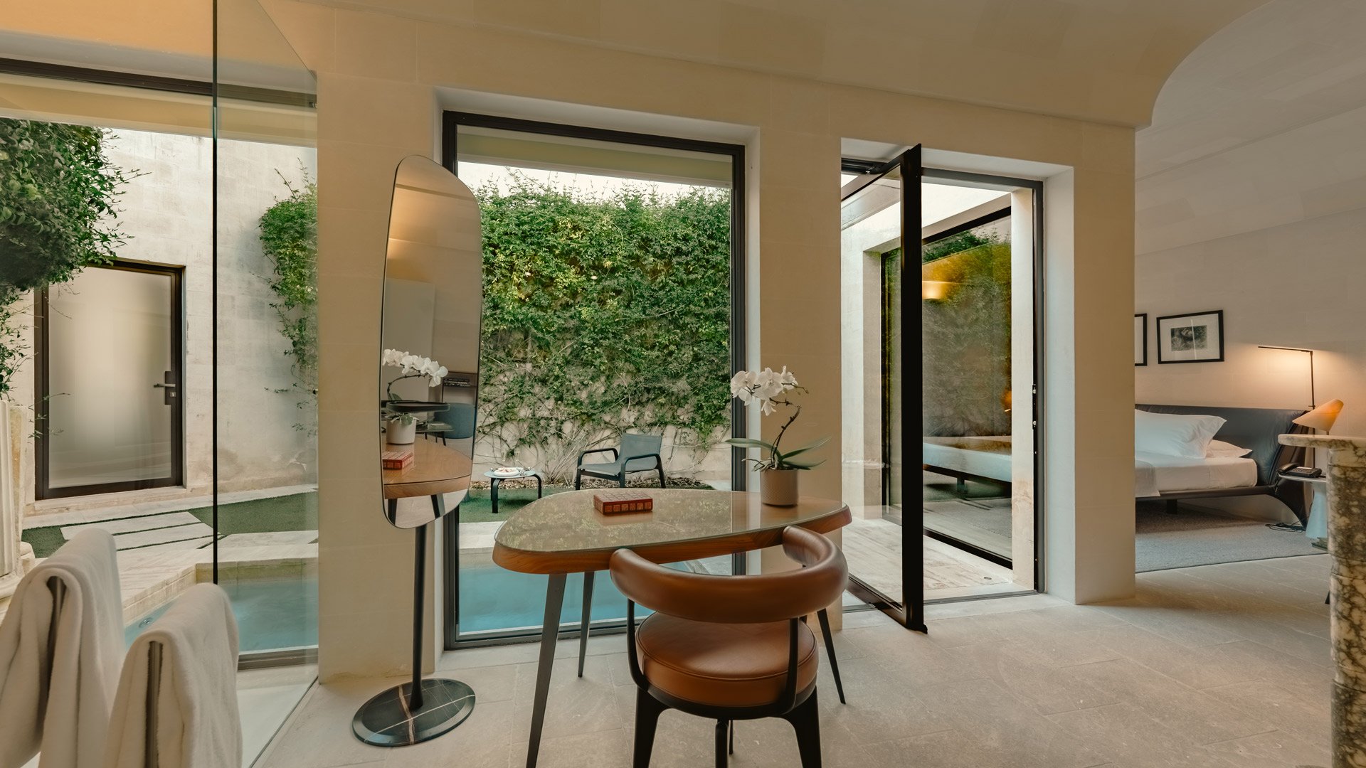 top-la-fiermontina/1920-New-Suites-a-Cote-Pool-La-Fiermontina-Luxury-Home.jpg top-la-fiermontina/1920-New-Suites-a-Cote-Pool-La-Fiermontina-Luxury-Home.jpg