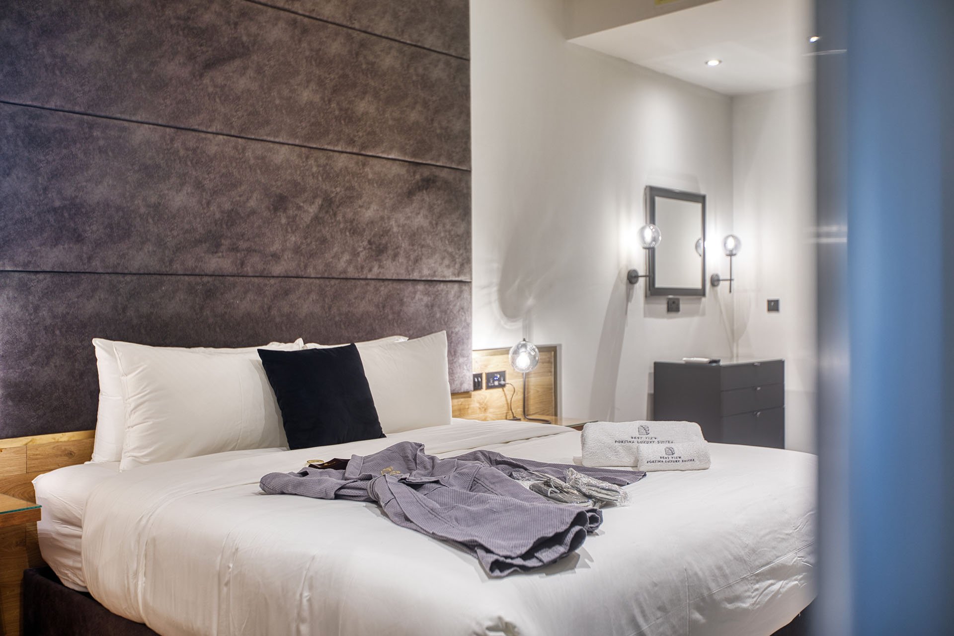 Premium Grandmaster Two Bedroom Suite4
