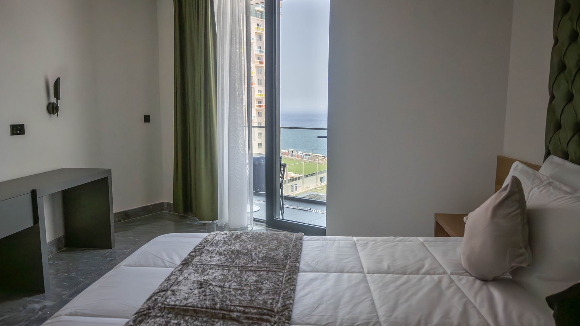 One Bedroom Suite4 One Bedroom Suite4