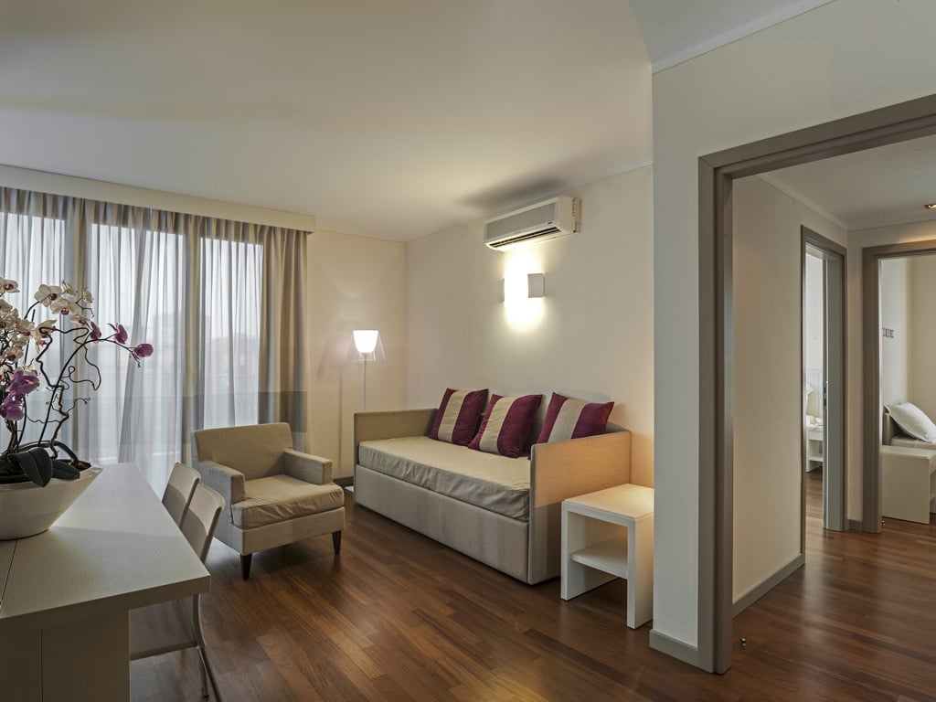 Ramada Plaza Milano 16 Ramada Plaza Milano 16