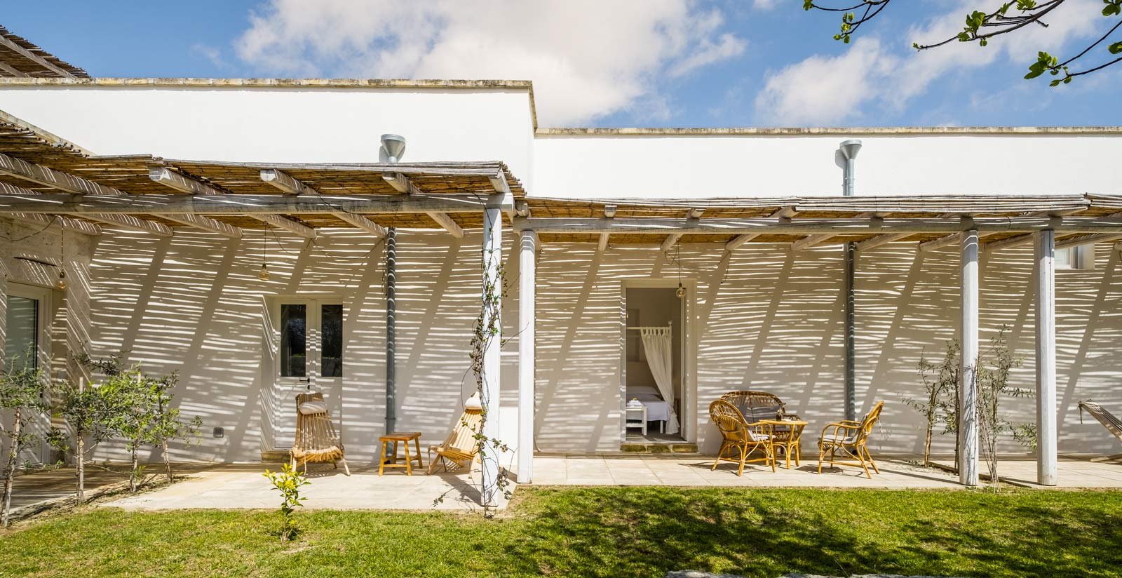 A rejuvenating stay between land and sea9