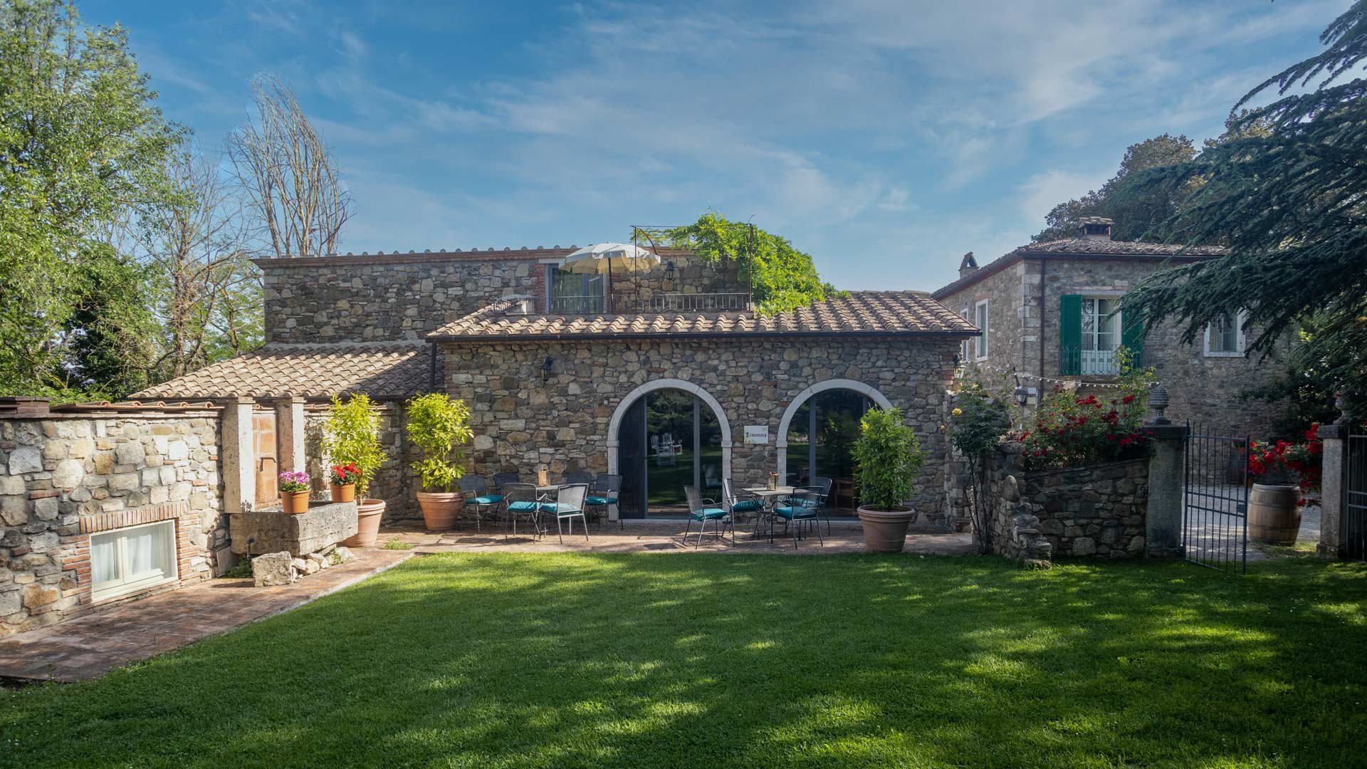 The Borgo10