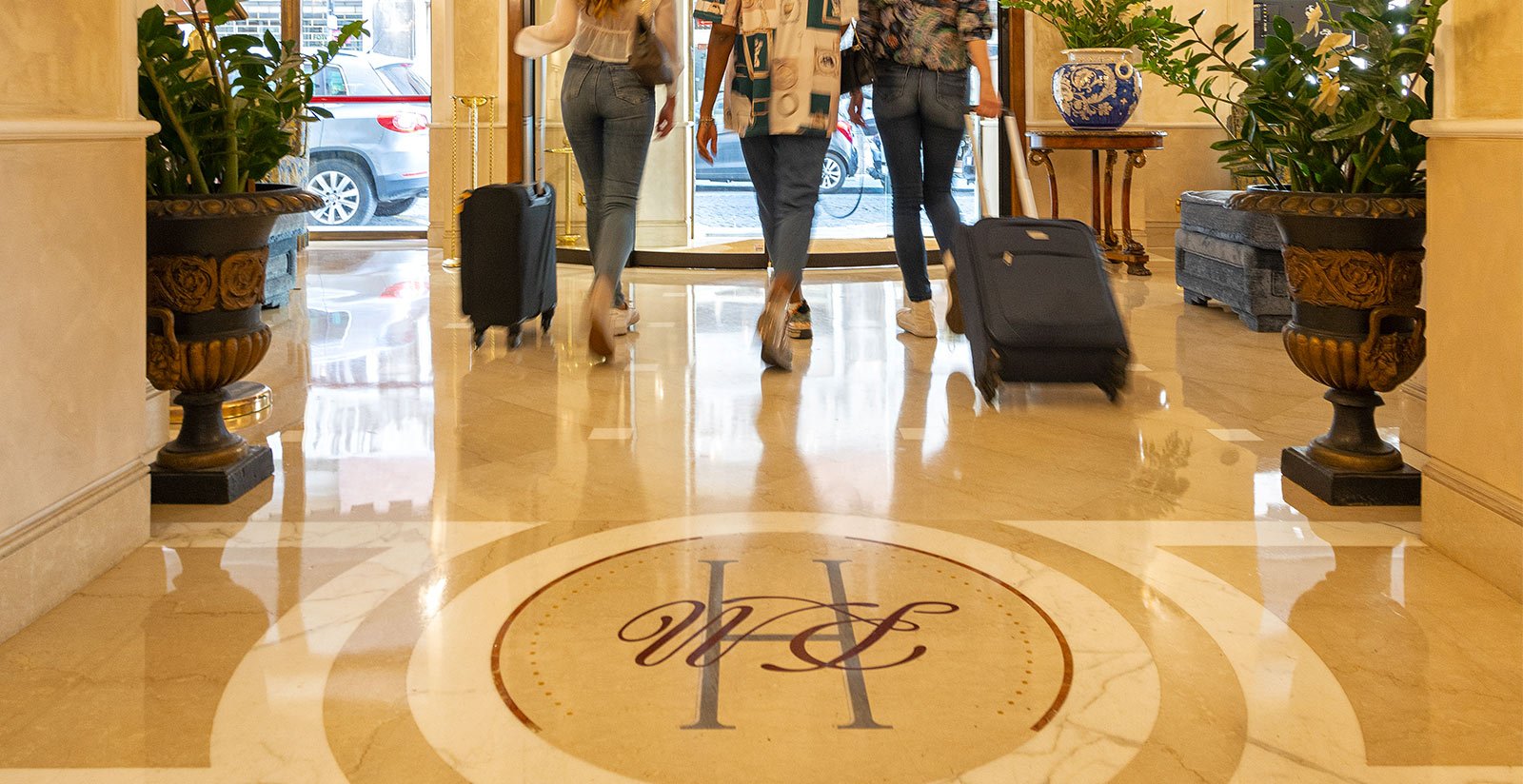 Hotel5 Hotel5