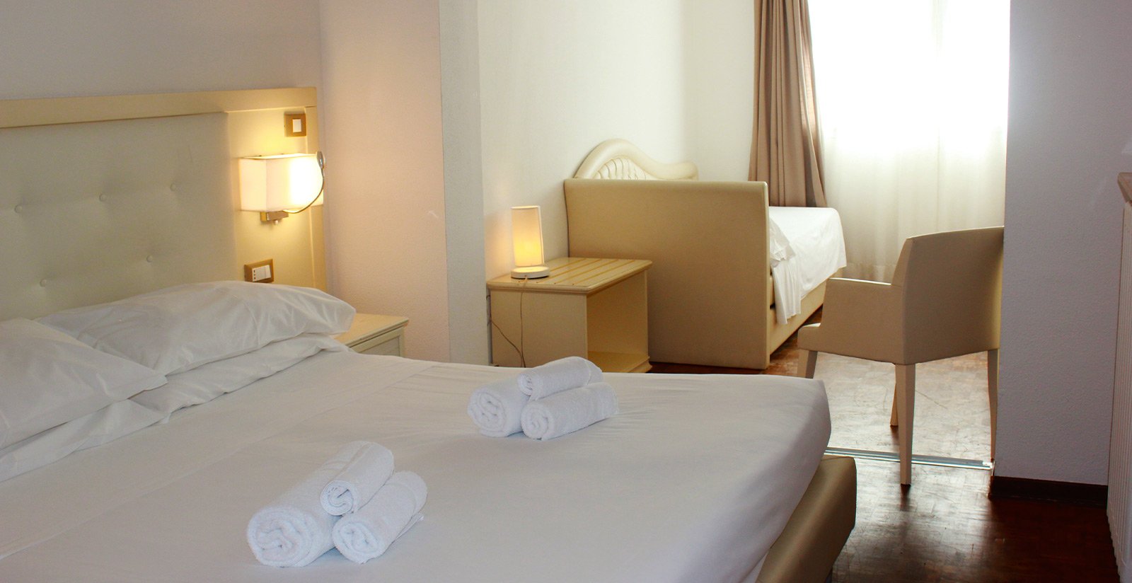 Rooms5 Rooms5