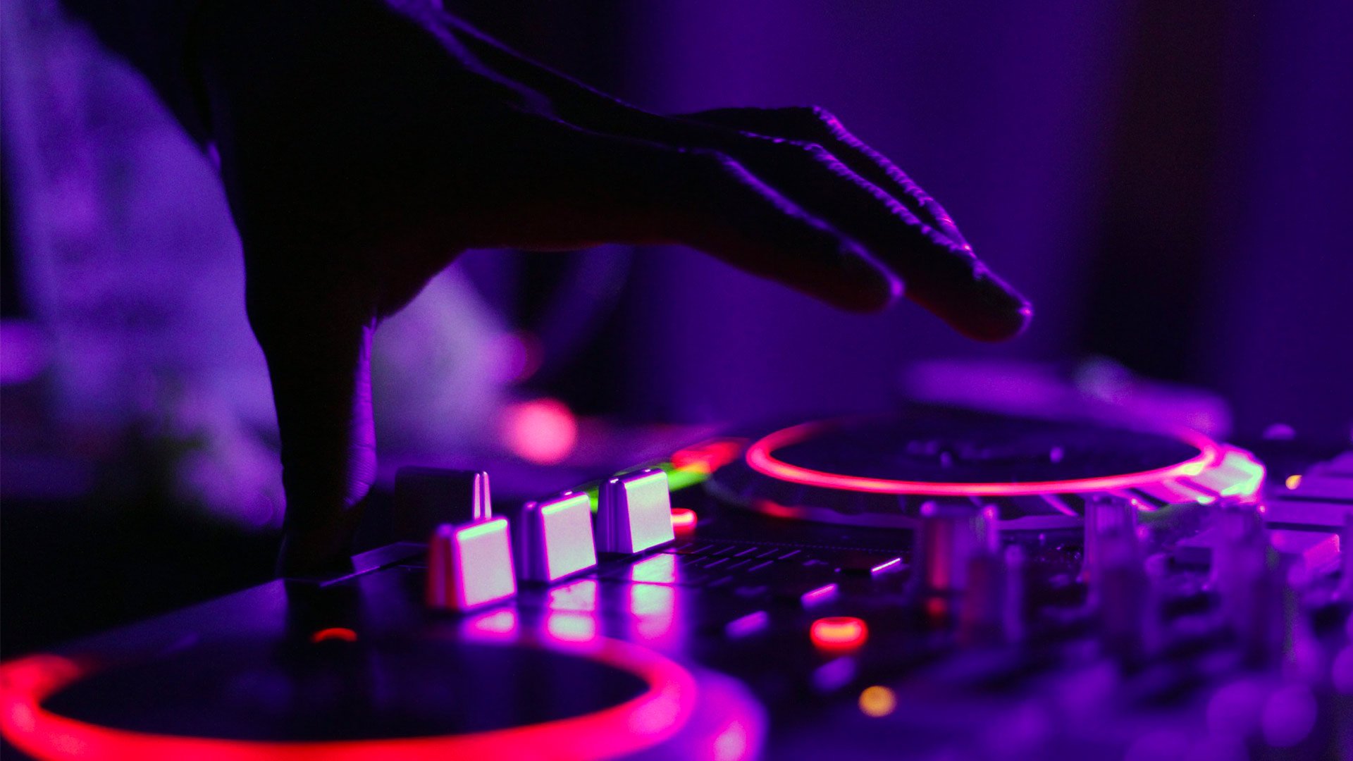 Silent Sound approda a Forte dei Marmi: un evento esclusivo al Remo Beach Club1