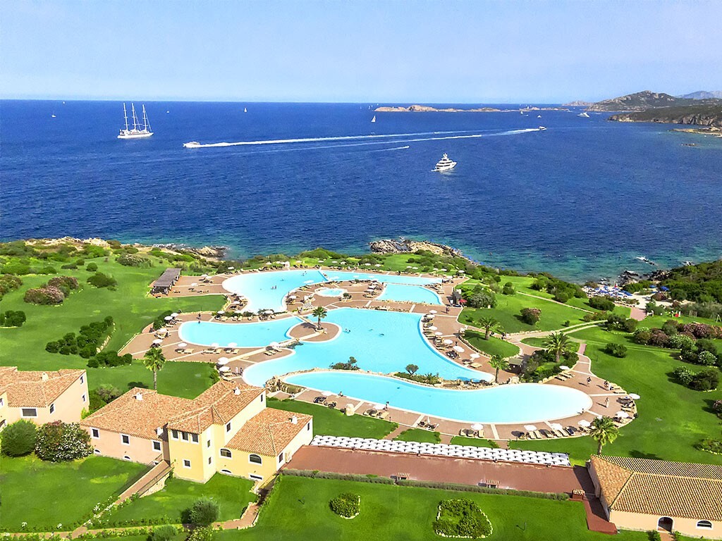 Colonna Resort
