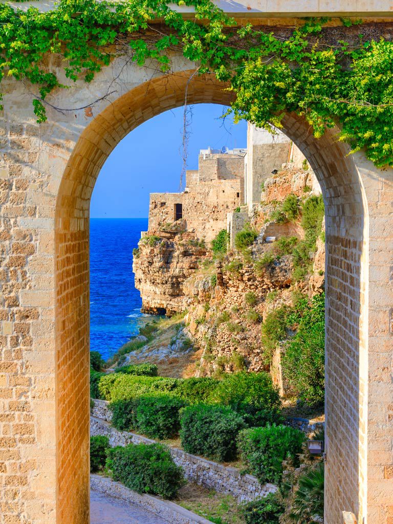 Apulian to be discovered 20 Apulian to be discovered 20