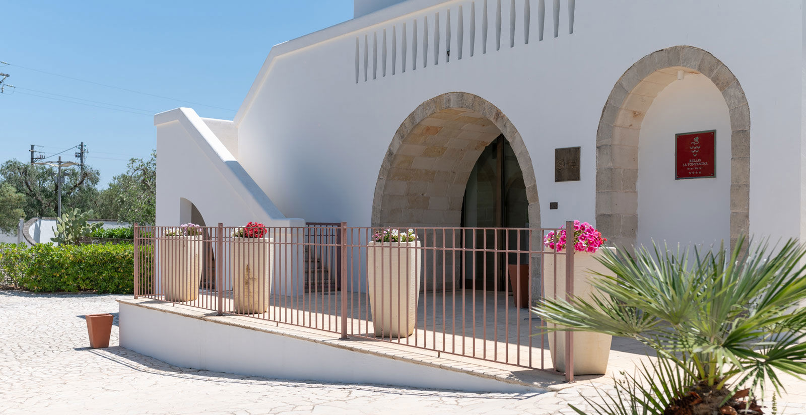 For a stay surrounded by nature 8