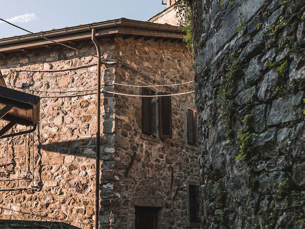 Dintorni 8 Dintorni 8