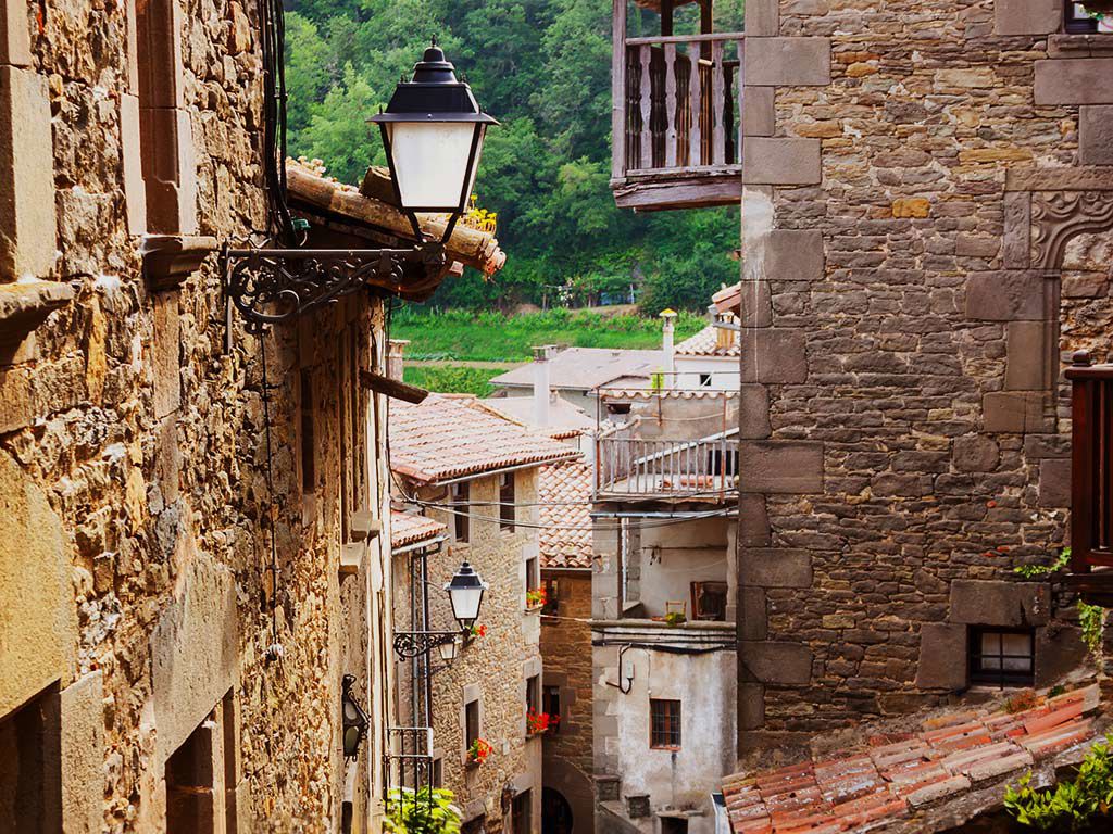 Dintorni 8 Dintorni 8