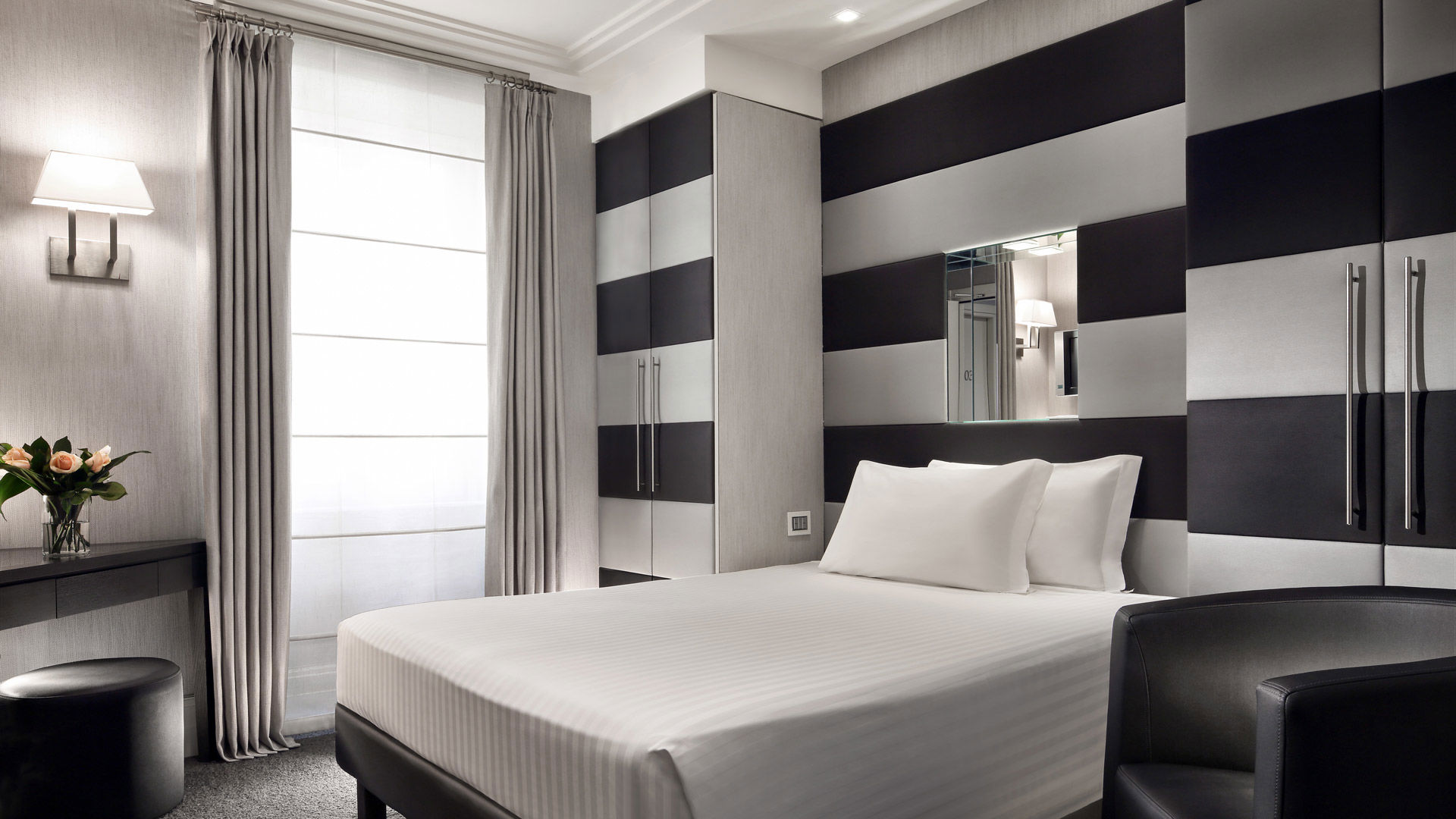 Discreet luxury and contemporary design 6 Discreet luxury and contemporary design 6