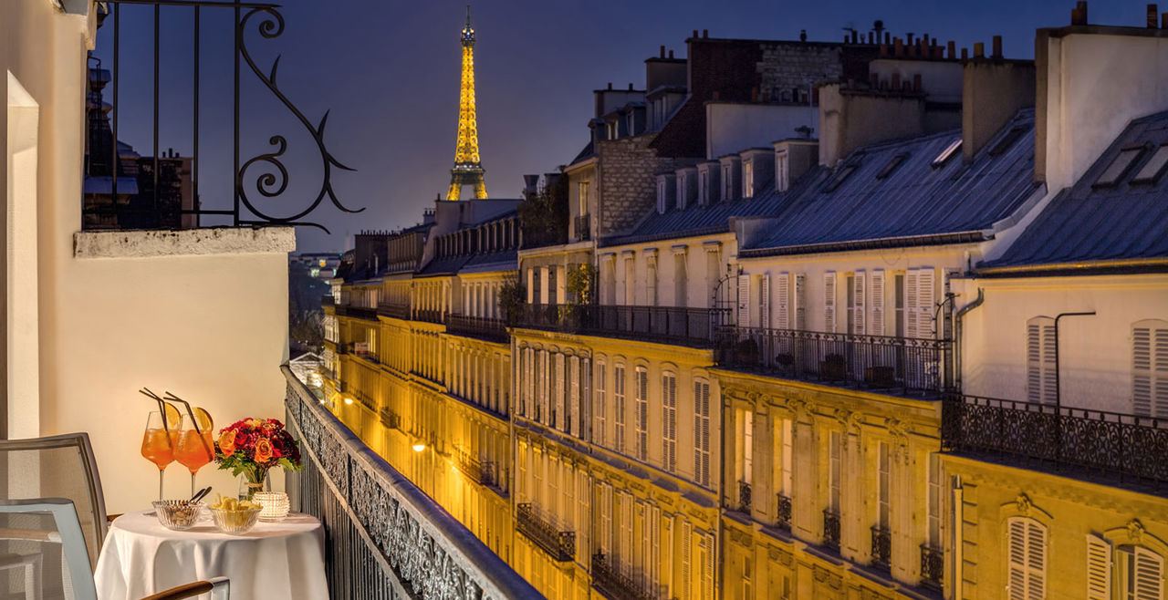 Parcourir la galerie de l’Hotel Splendide Royal Paris