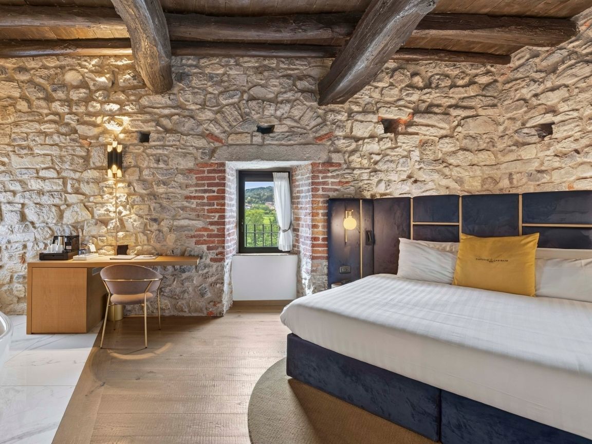 Castello di Casiglio - Home Page 1