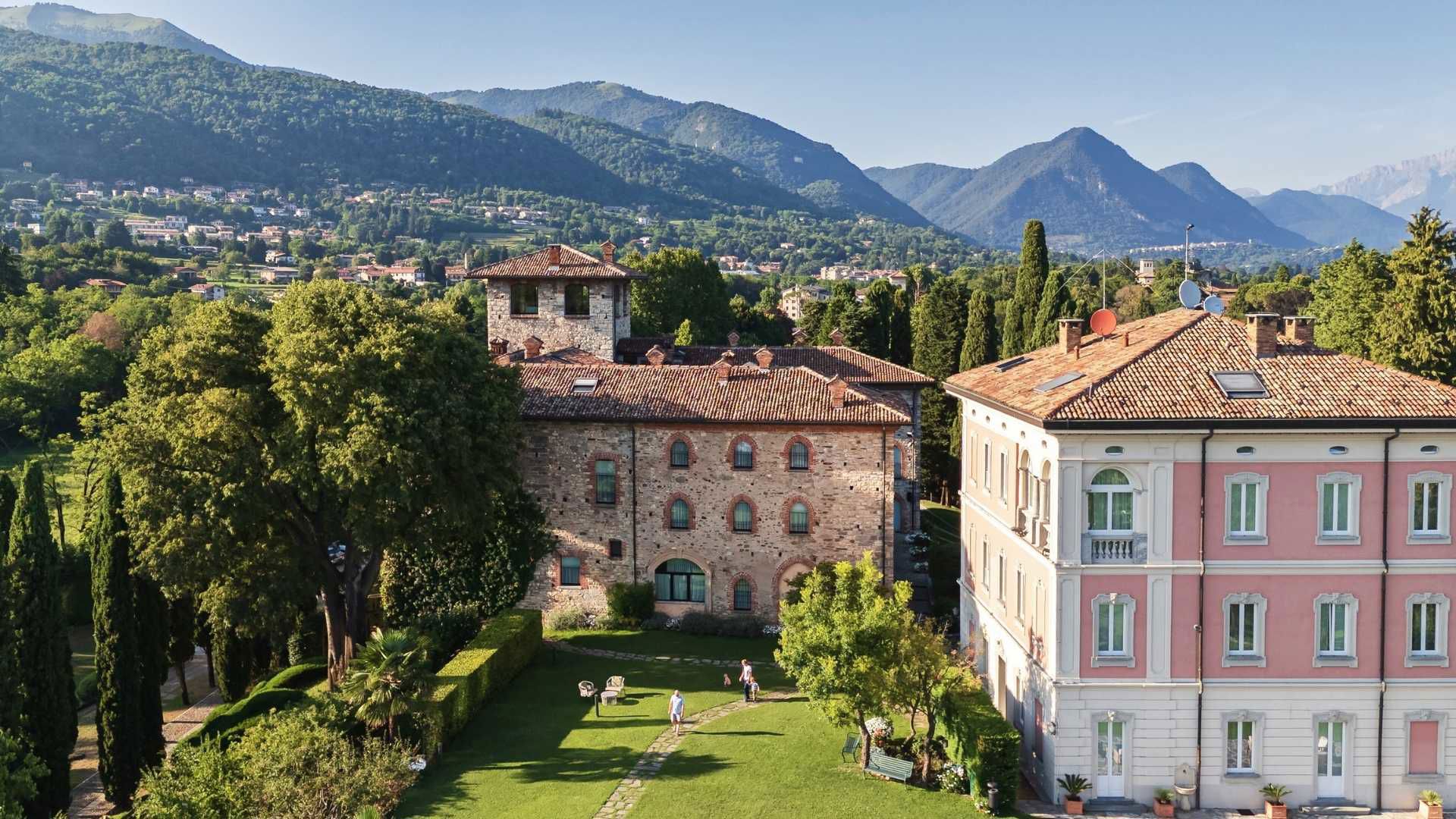 Castello di Casiglio - Home Page 1