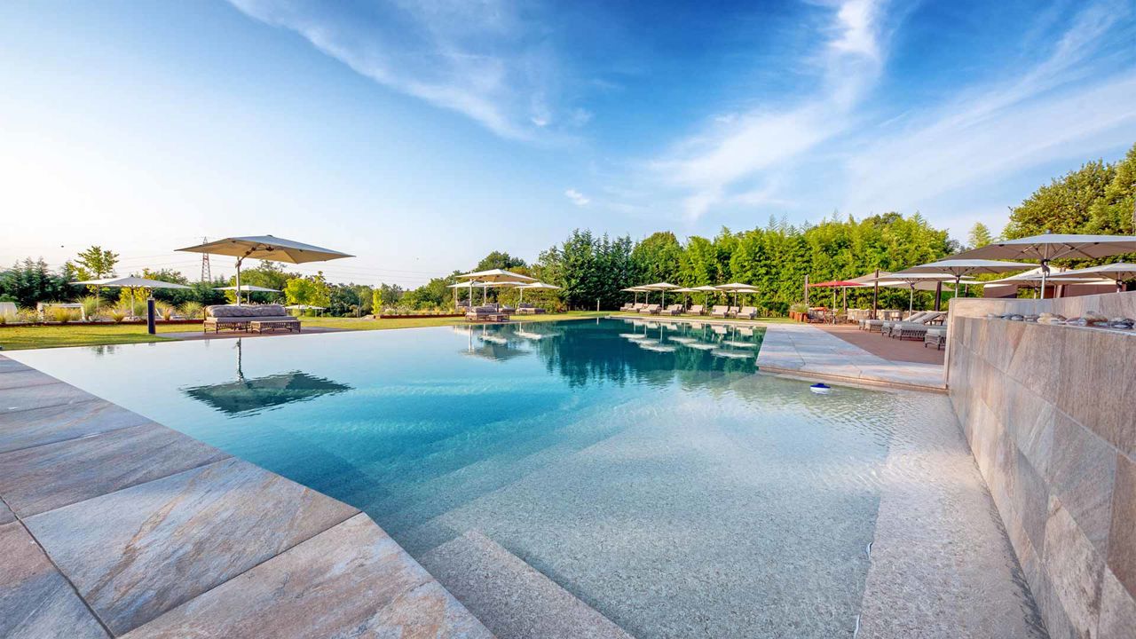 Relais & Spa Castello di Casiglio, mit Schwimmbad am Comer See