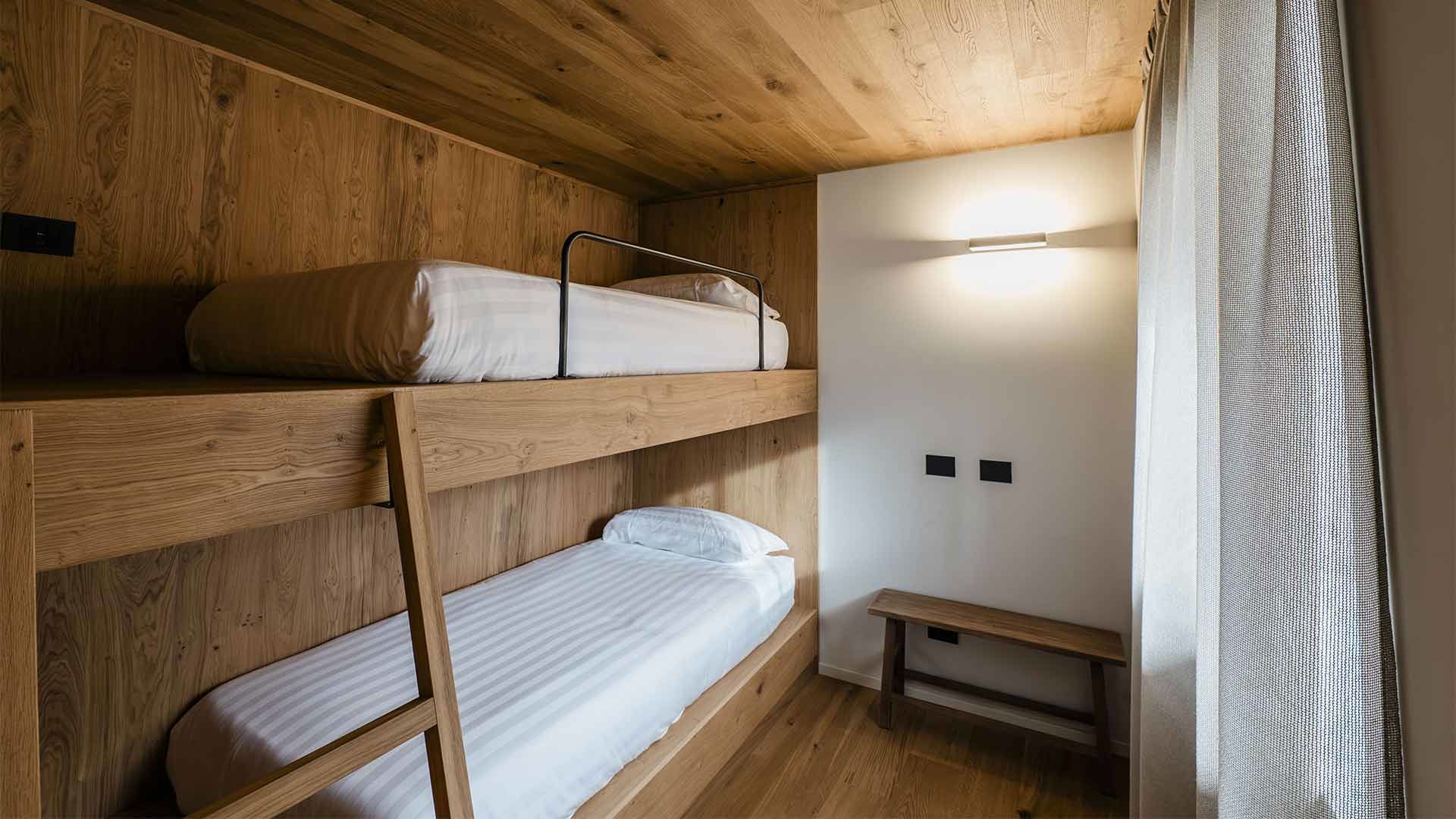 Three-room Deluxe Apartment with Panoramic Views 2