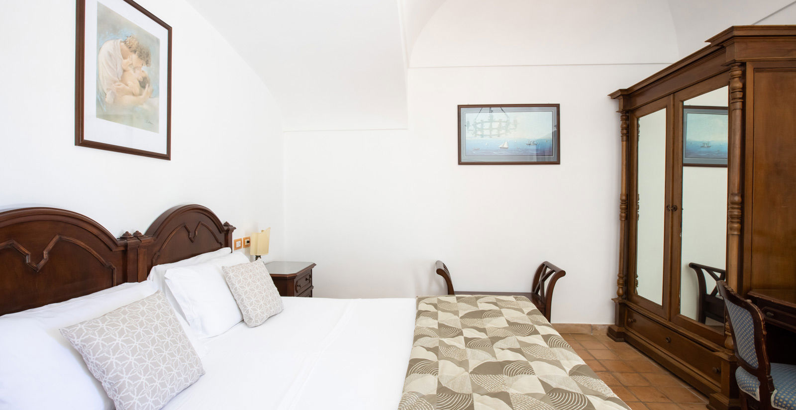 Classic & Superior 11