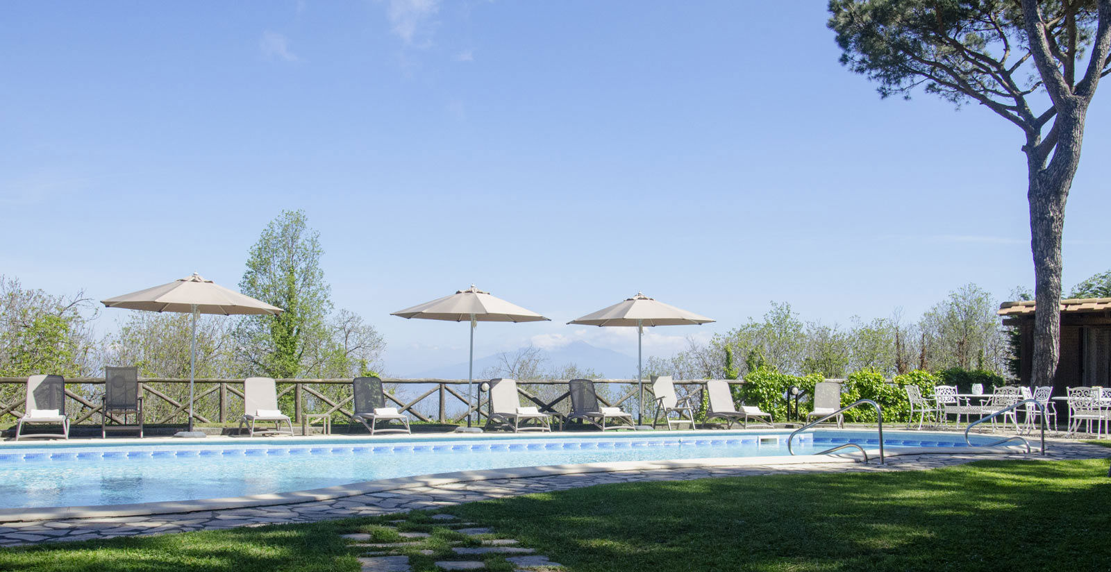 Tra le ville più belle della Costiera 6